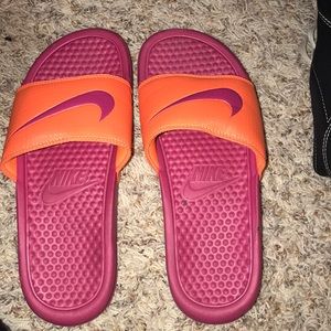 Nike slides